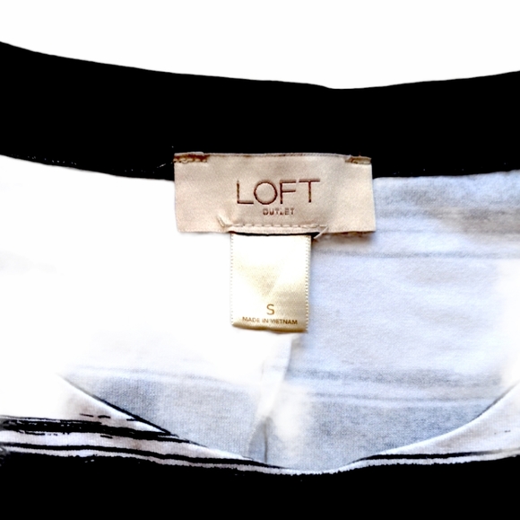 Loft Outlet Black & White Striped Dress Size Small - Picture 5 of 5